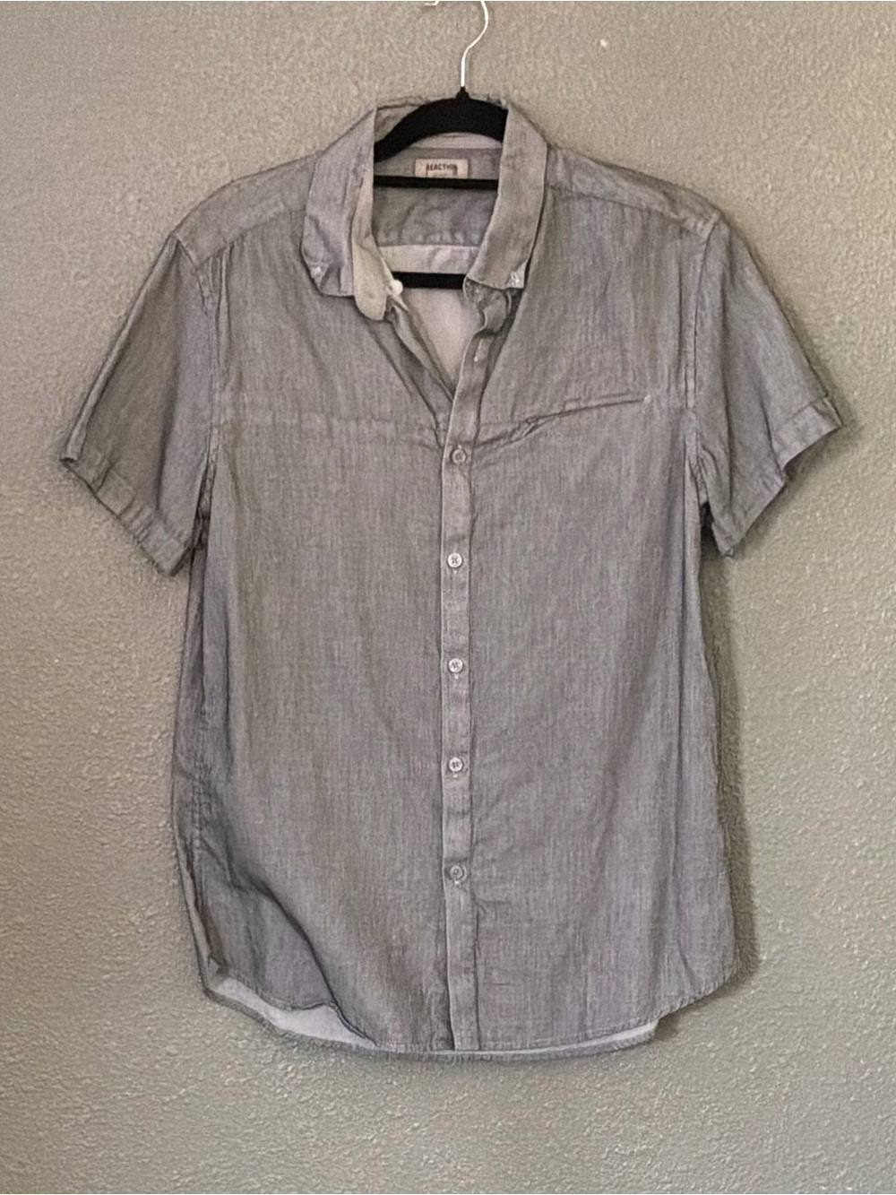 Kenneth Cole Lightweight Short-Sleeve Button-Down Shirt - Gray